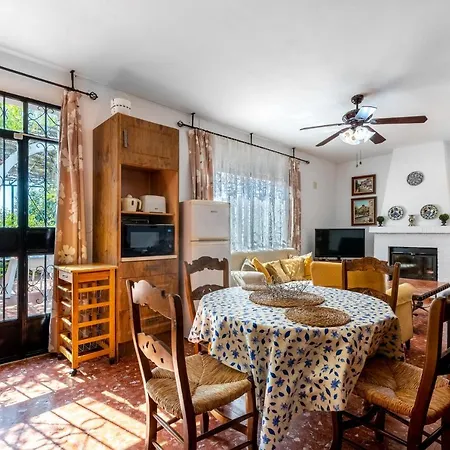 Sailor House Slow Life In Nature Malaga Exterior photo